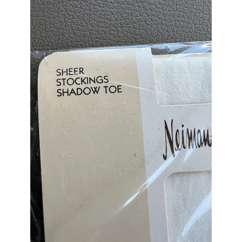 Vtg Neiman Marcus Pantyhose Sheer Style 461 One Size White New — image 5 of 5